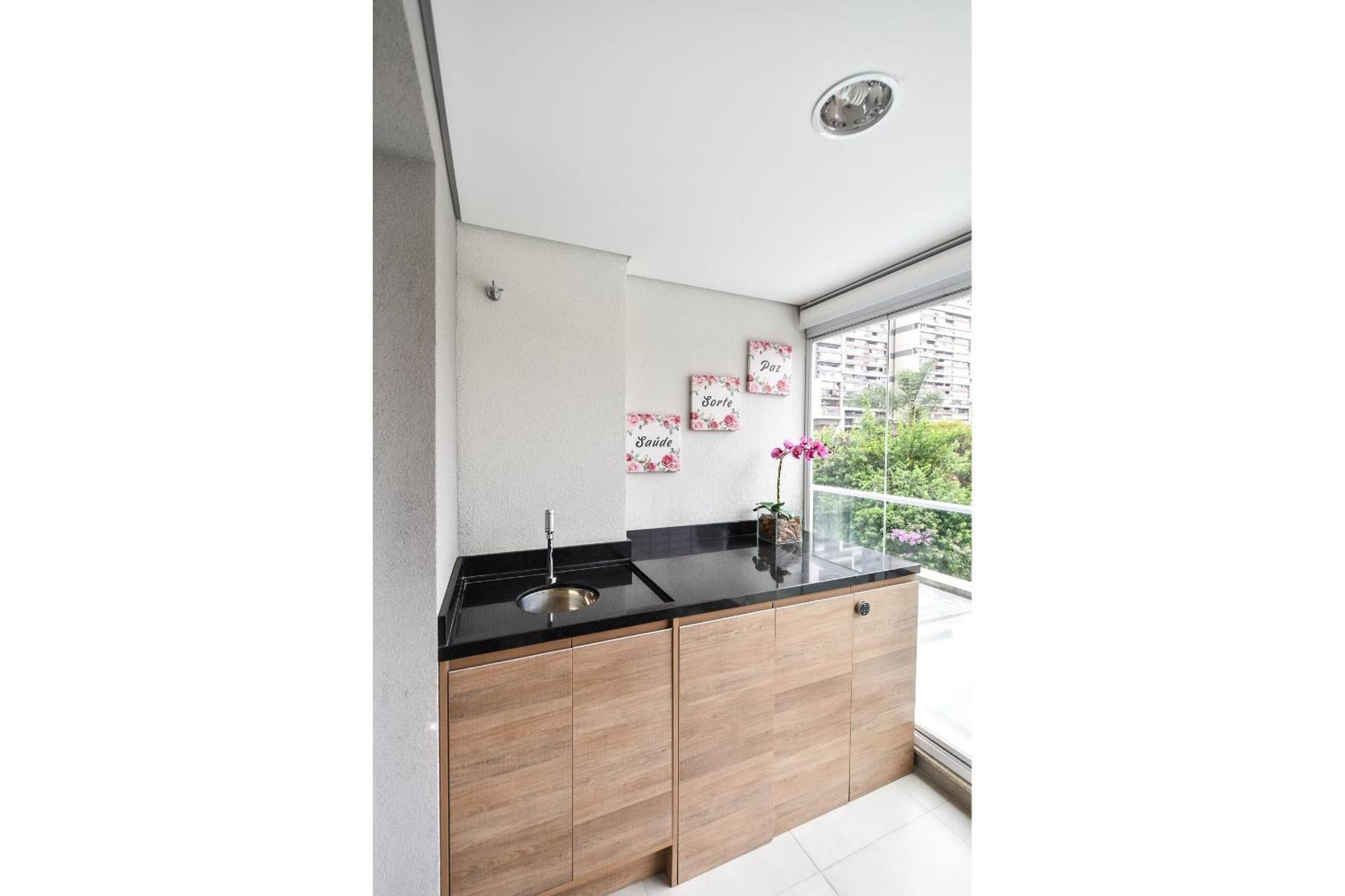 Eo4 Alto Padrao Com Garagem Para Sua Tranquilidade *